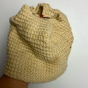 NWT 100% Alpaca Hand Made Knit Beanie Minimalist Classic old money crochet cozy